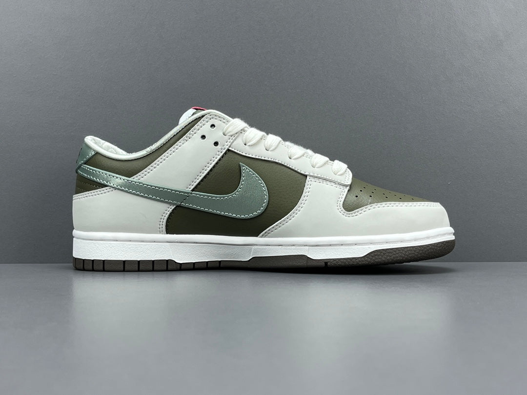 NIKE DUNK LOW x ANNÉE DU SERPENT