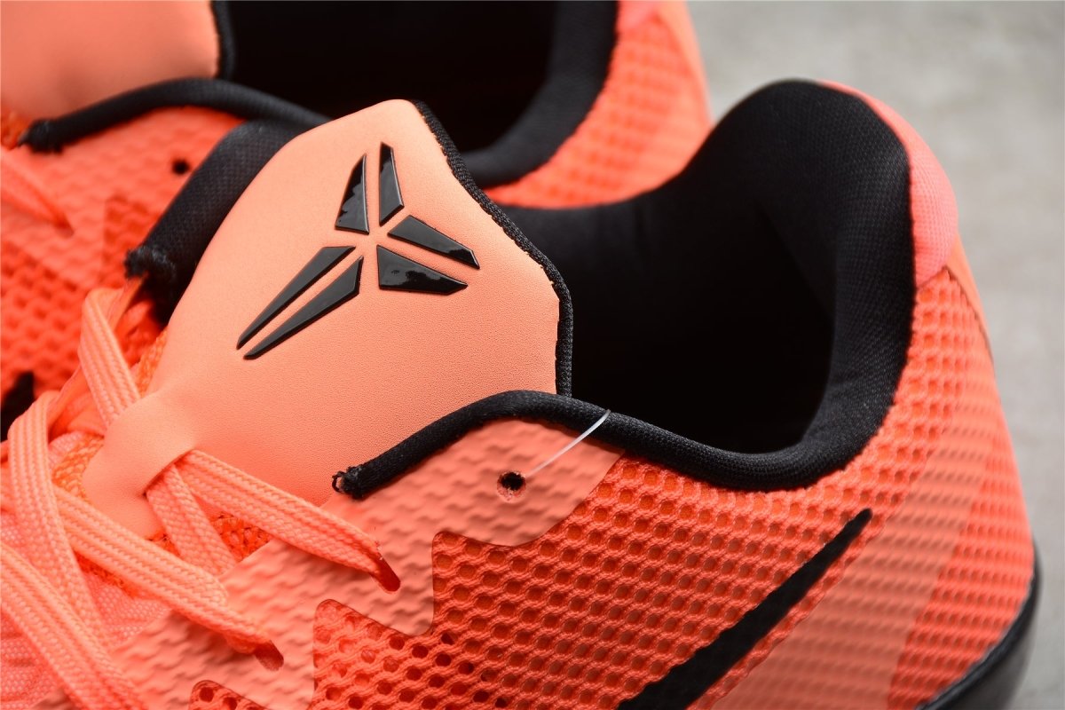 NIKE KOBE 11 EM LOW x BARCELONE