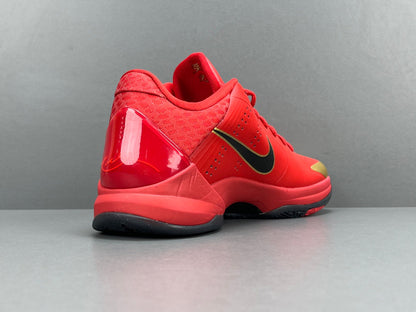 NIKE KOBE 5 PROTRO x ANNÉE DE L'UNIVERSITÉ MAMBA ROUGE