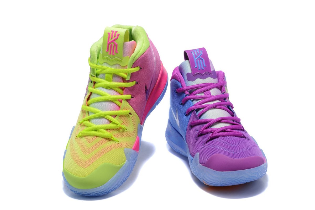 NIKE KYRIE 4 x CONFETTI 