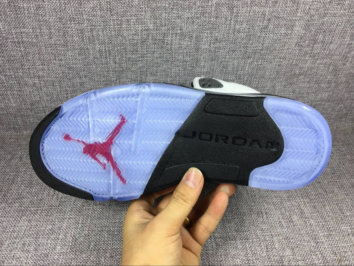 Air Jordan 5 Retro « White Cement »