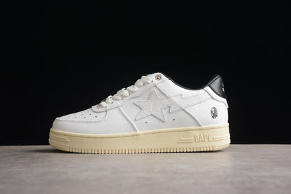 Baskets basses BAPE STA blanches et noires