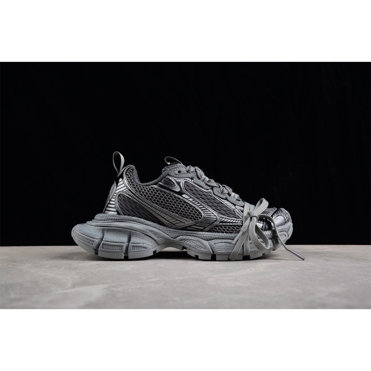 BALENCIAGA 3XL x BAL GRIS USÉ