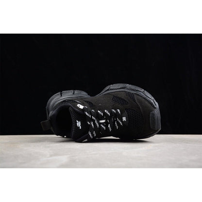 BALENCIAGA 3XL x NOIR