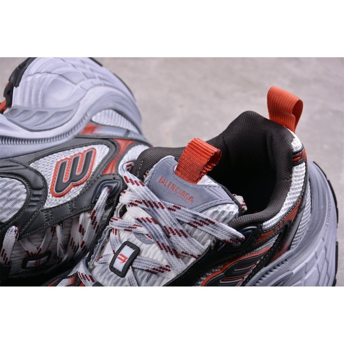 BALENCIAGA 10XL x GRIS CHARBON ROUGE