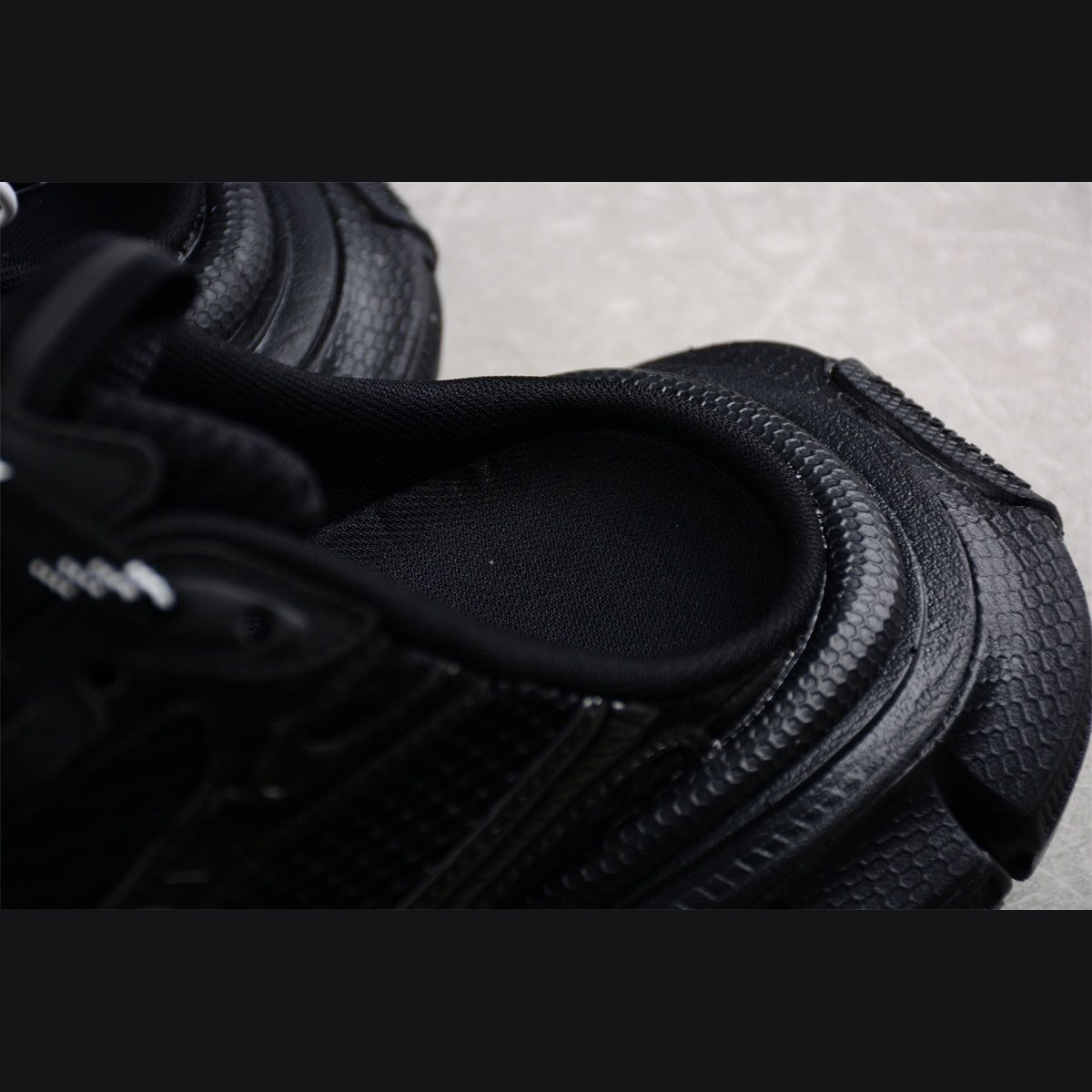 Mule Balenciaga 3XL x All Black