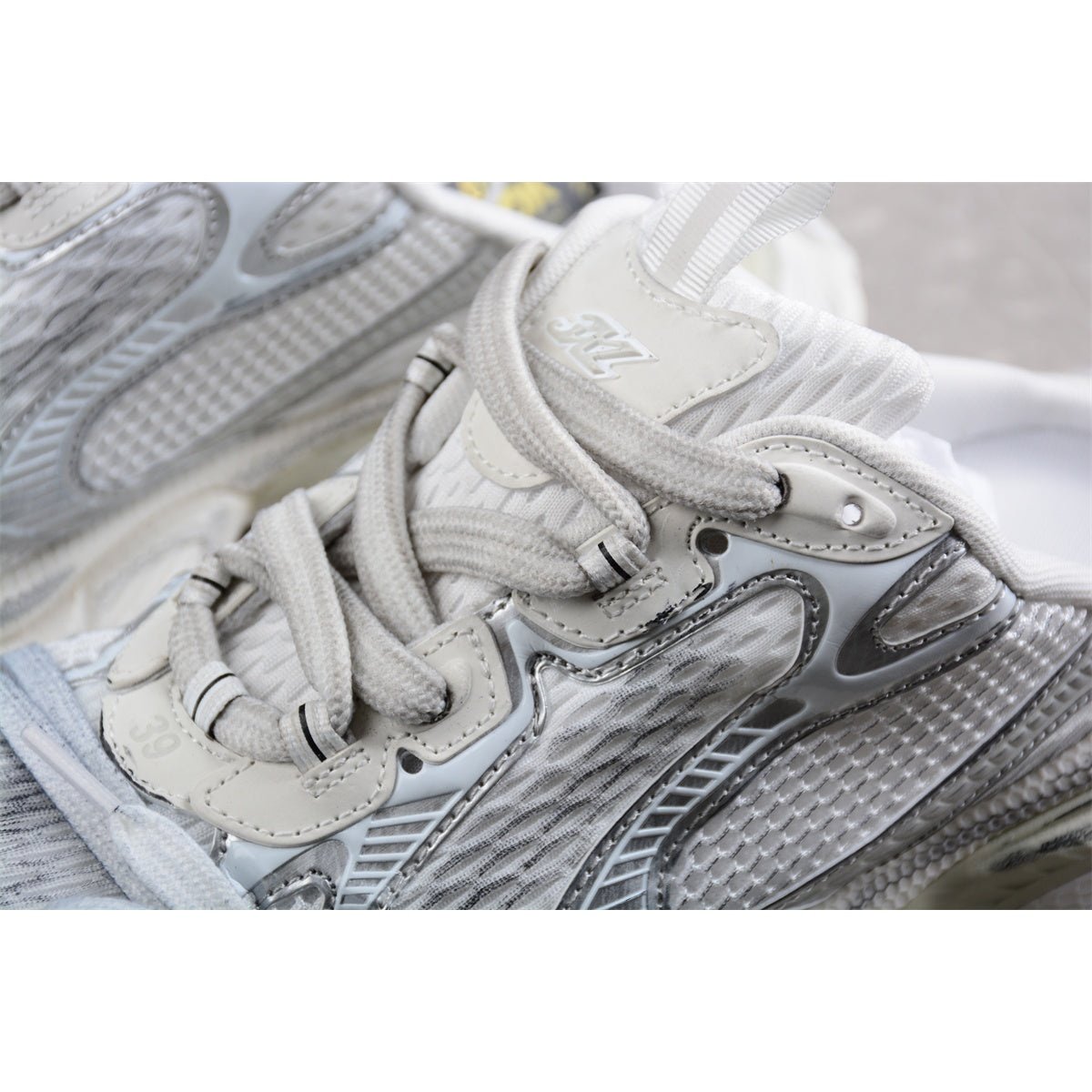 BALENCIAGA 3XL MULE x BLANC COQUILLAGE