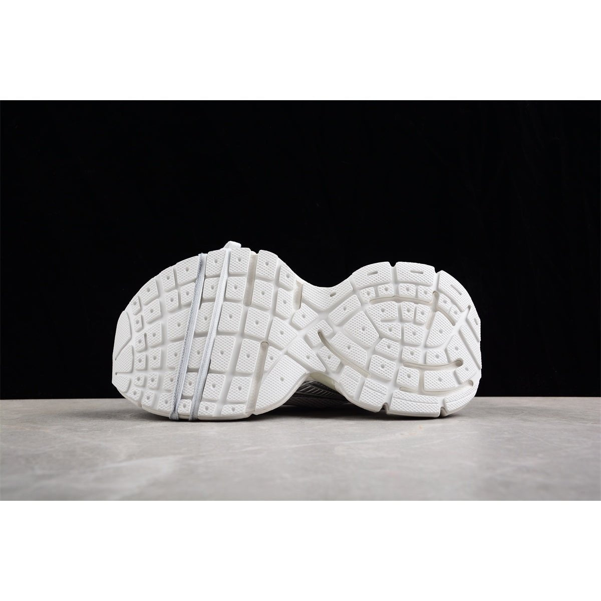 BALENCIAGA 3XL x TOUT BLANC