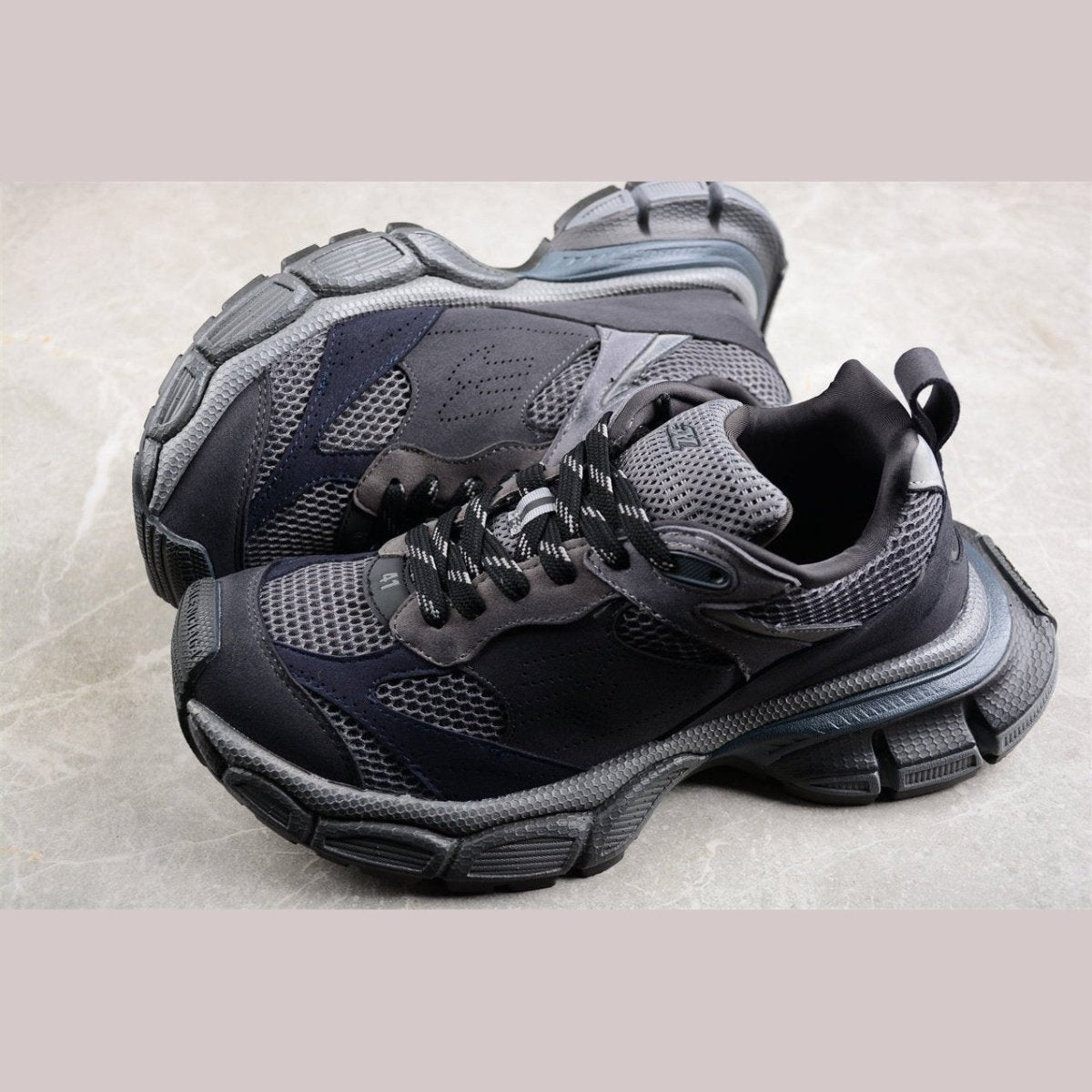 BALENCIAGA 3XL x GRIS FONCÉ