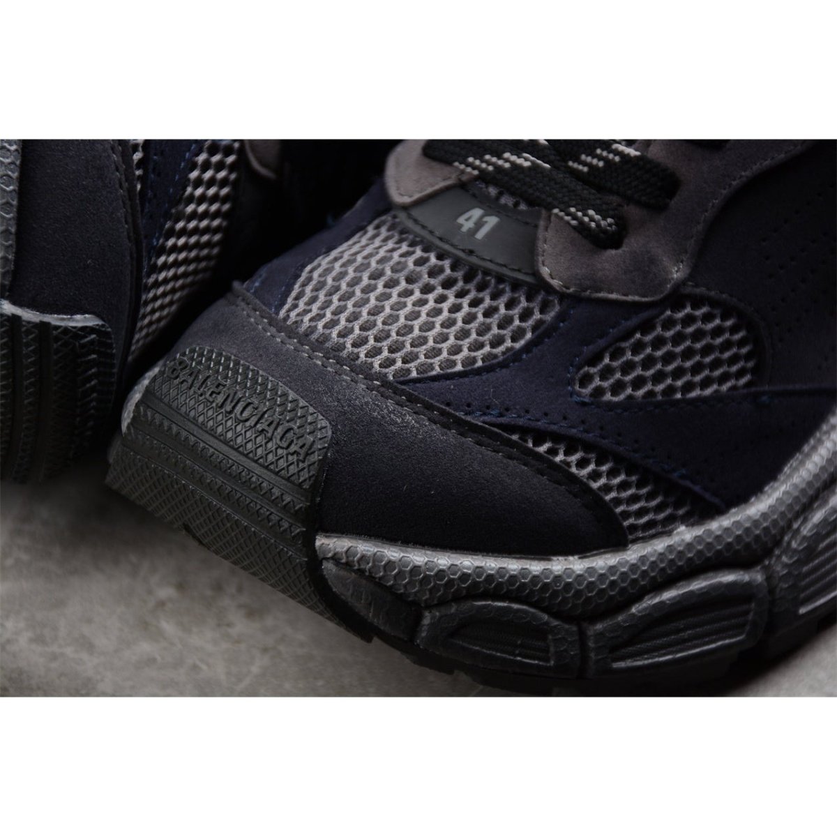 BALENCIAGA 3XL x GRIS FONCÉ