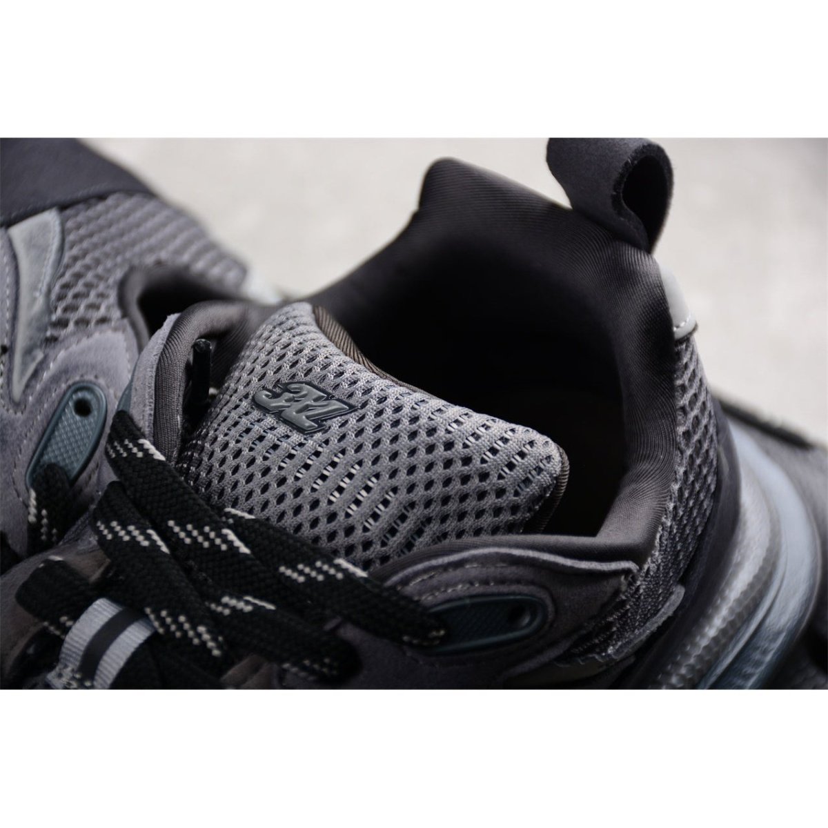 BALENCIAGA 3XL x GRIS FONCÉ