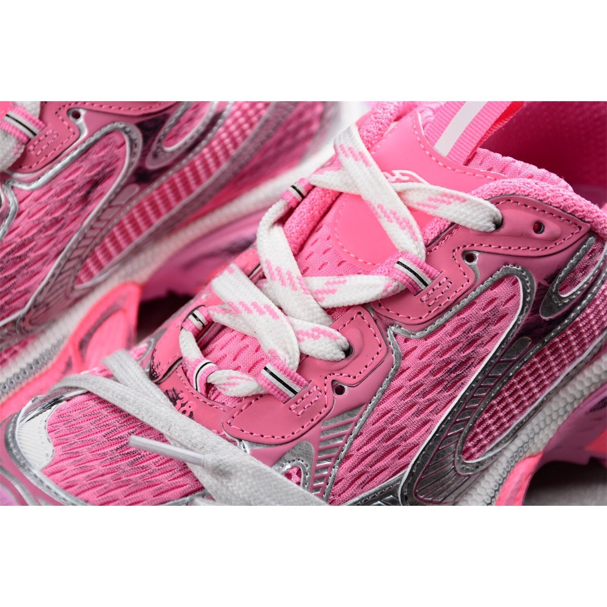 BALENCIAGA 3XL x ROSE ARGENT