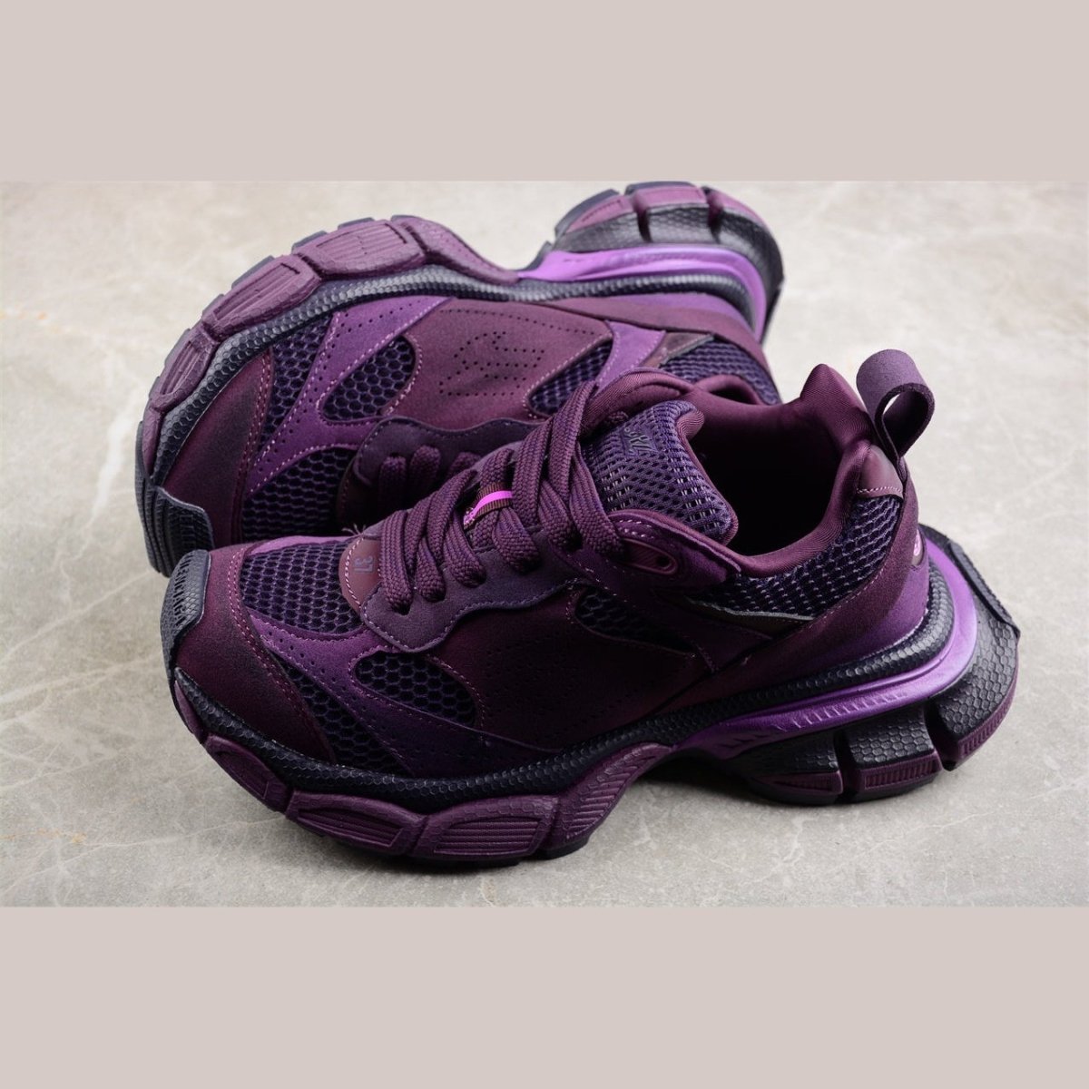 BALENCIAGA 3XL x VIOLET