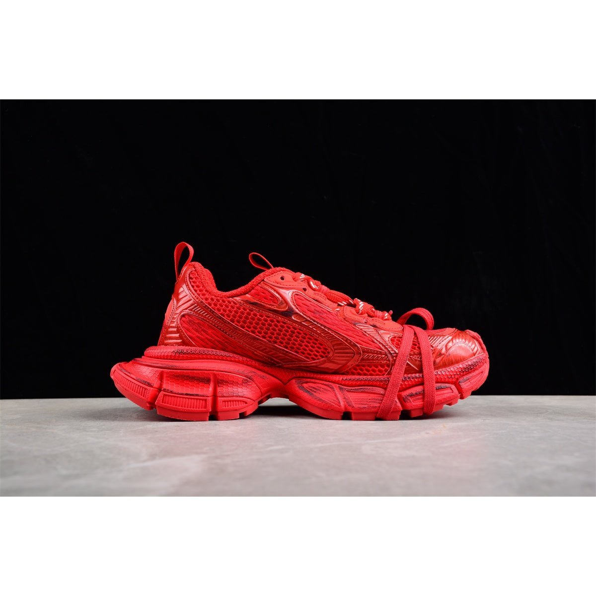 BALENCIAGA 3XL x ROUGE