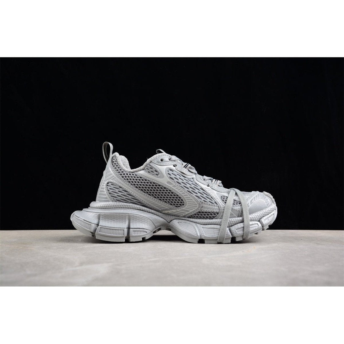 BALENCIAGA 3XL x GRIS RÉFLÉCHISSANT