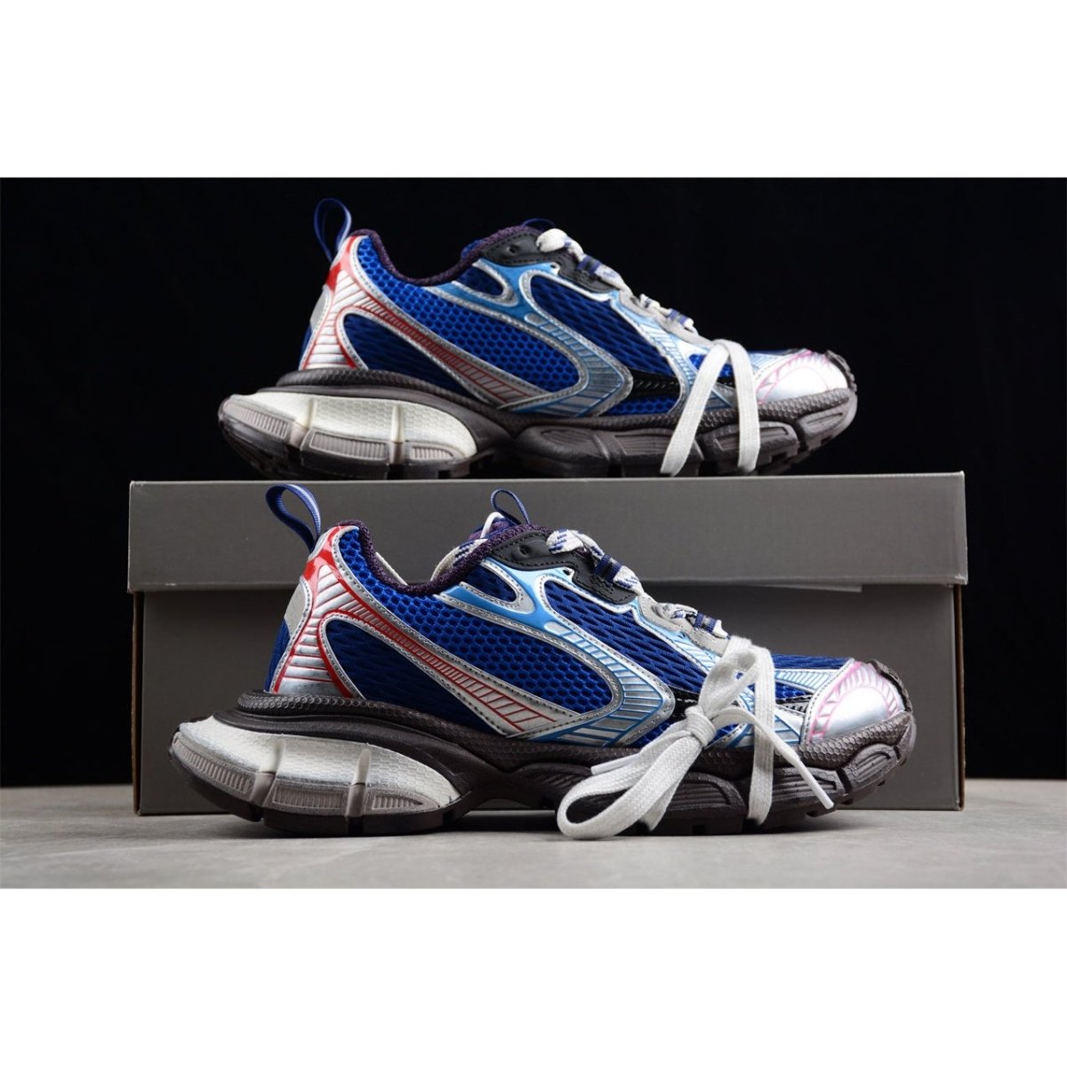 BALENCIAGA 3XL x GRIS ROYAL