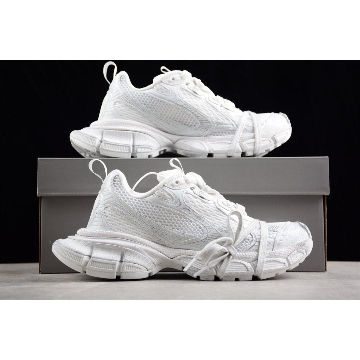 BALENCIAGA 3XL x NEIGE BLANC