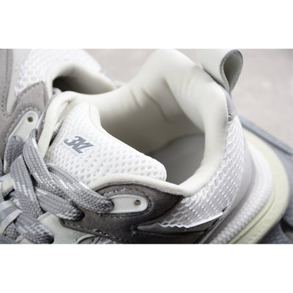 BALENCIAGA 3XL x BLANC GRIS