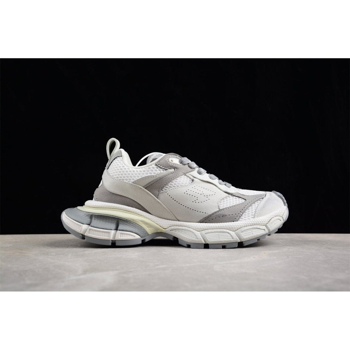 BALENCIAGA 3XL x BLANC GRIS