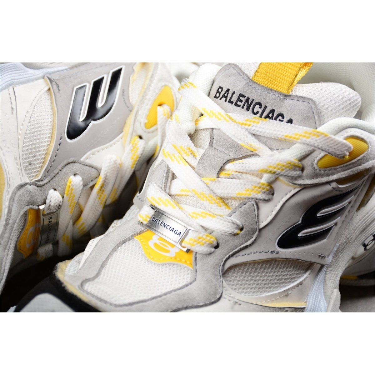 BALENCIAGA CARGO x GRIS NOIR JAUNE