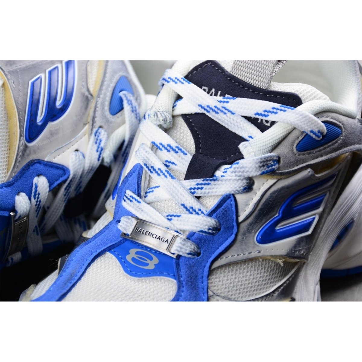 BALENCIAGA CARGO x BLANC GRIS BLEU