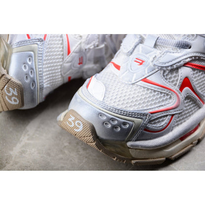 BALENCIAGA RUNNER x BLANC BEIGE ROUGE