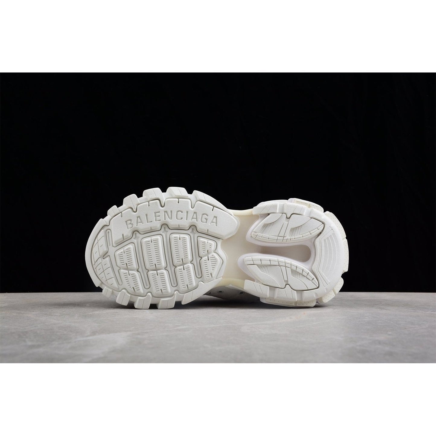 BALENCIAGA TRACK x BLANC BLANC