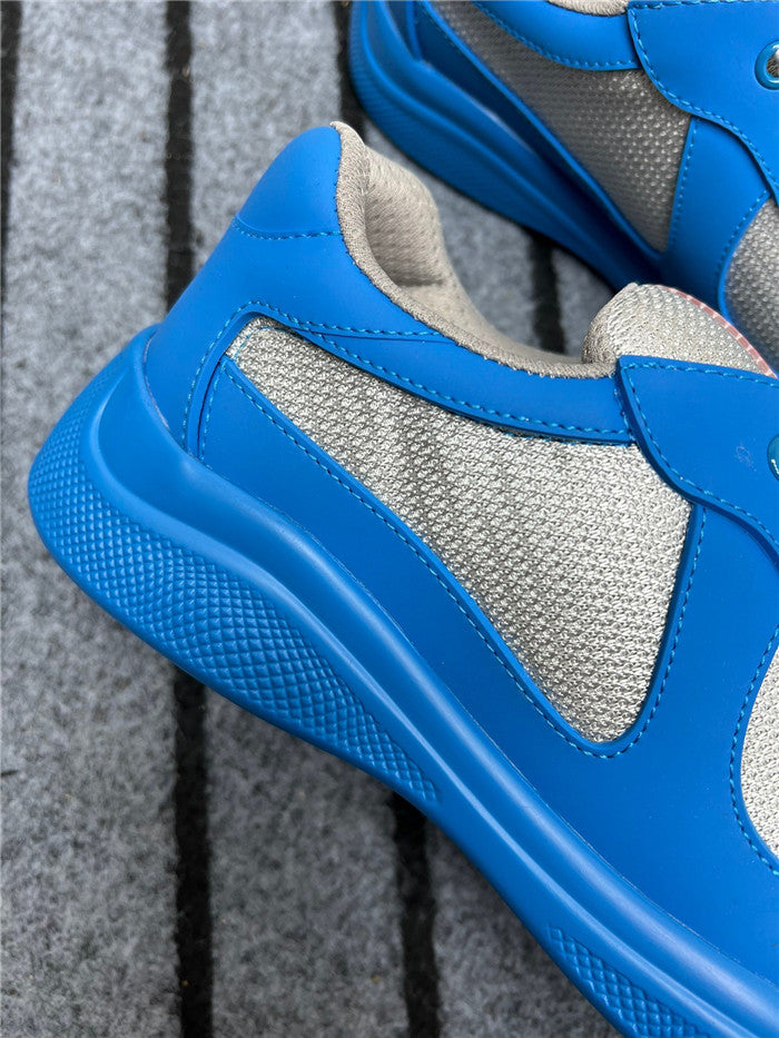 PRADA AMERICA'S CUP CAOUTCHOUC SOUPLE BLEU ARGENT