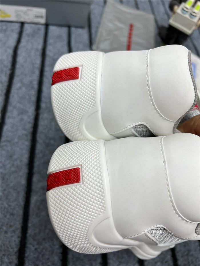 PRADA AMERICA'S CUP CAOUTCHOUC SOUPLE BLANC ARGENT