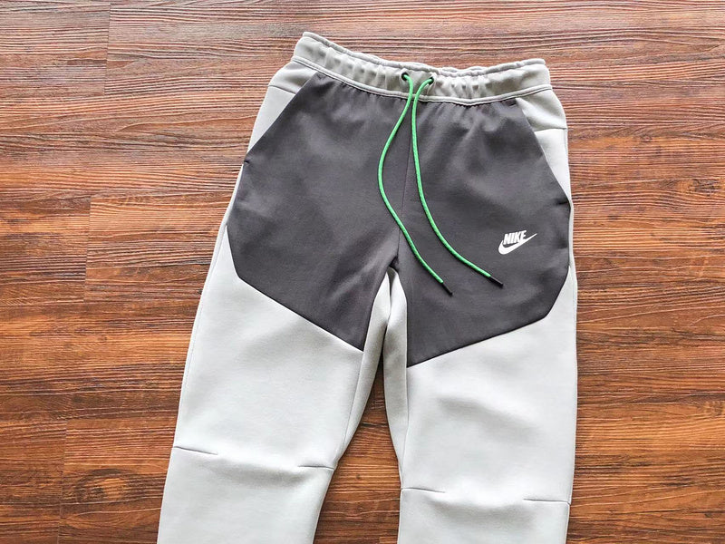 Pantalon en polaire technique Nike x Gris/Noir/Vert