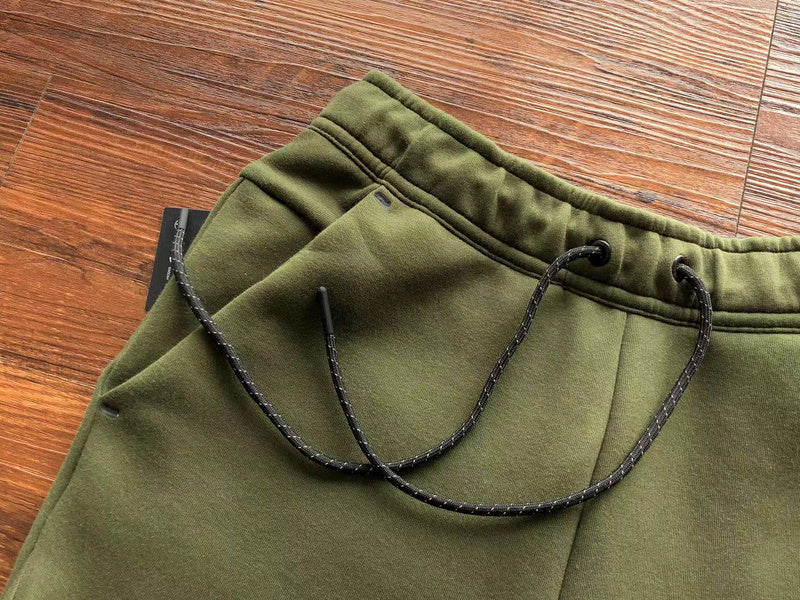 Pantalon polaire technique Nike x Vert olive