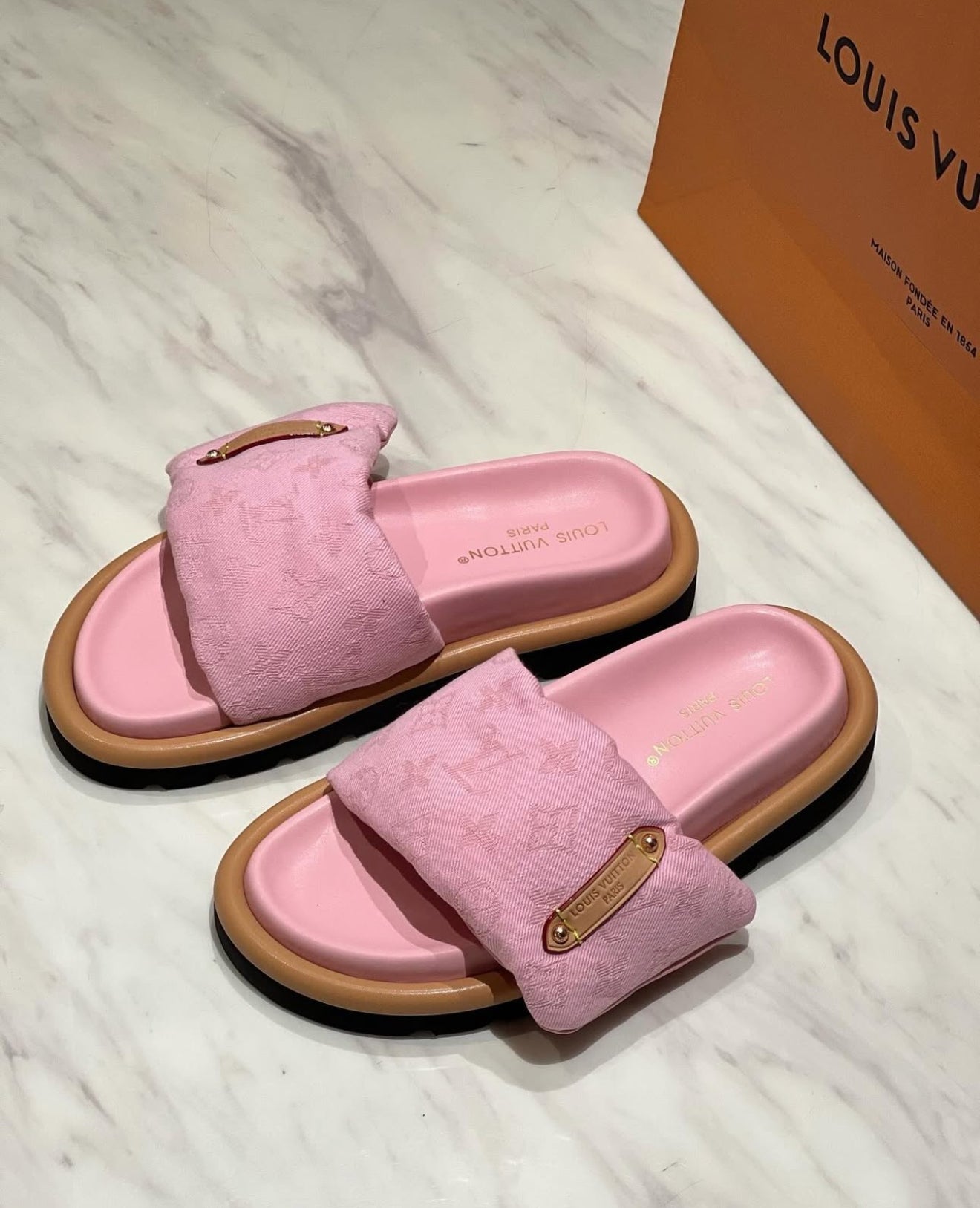 LV PILLOW MULE DENIM ROSE