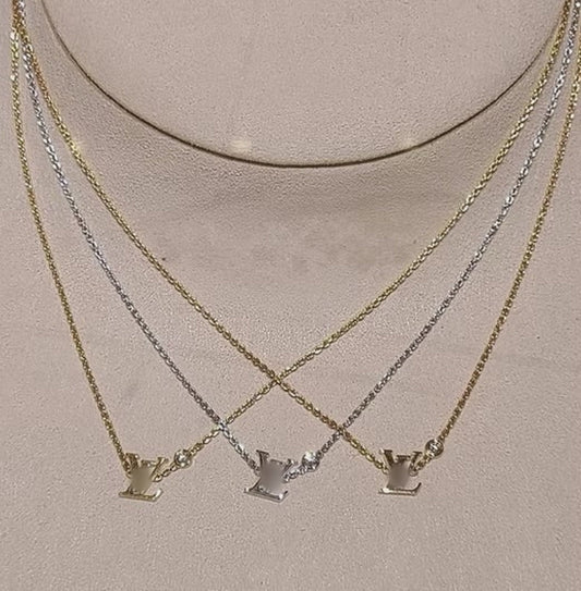 Collier LV avec diamant