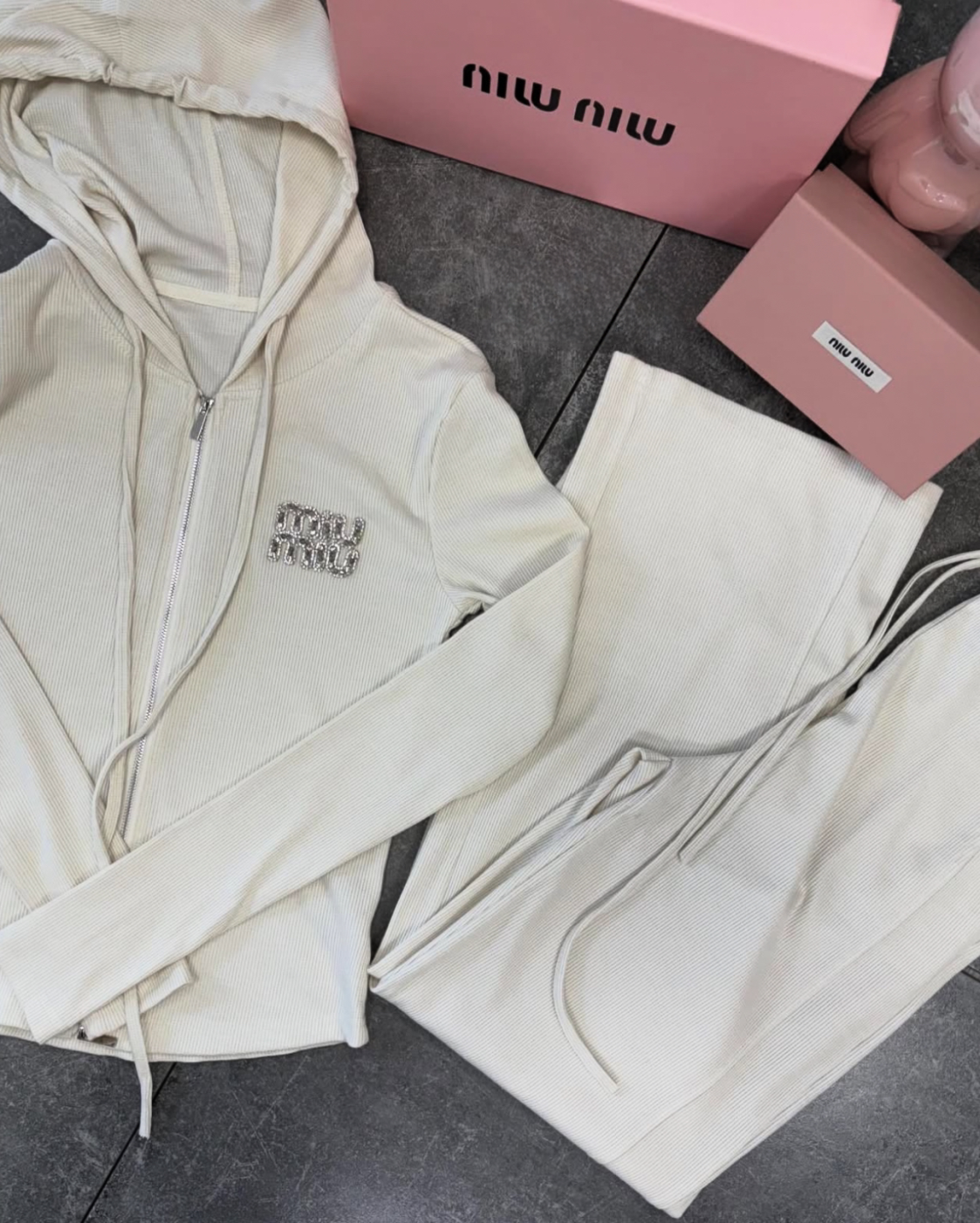 Ensemble MIU MIU orné