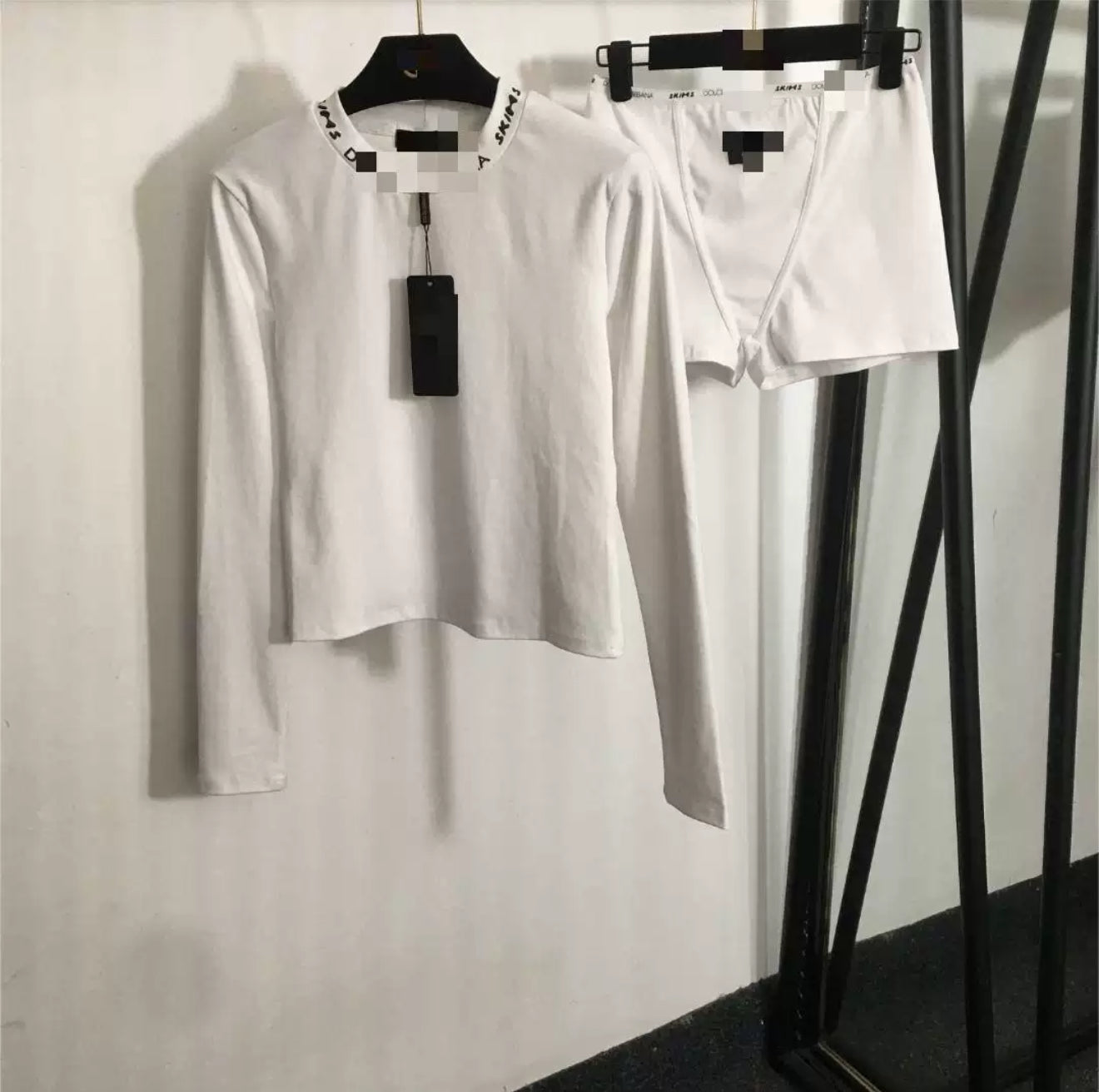 ENSEMBLE À MANCHES LONGUES SKIMS