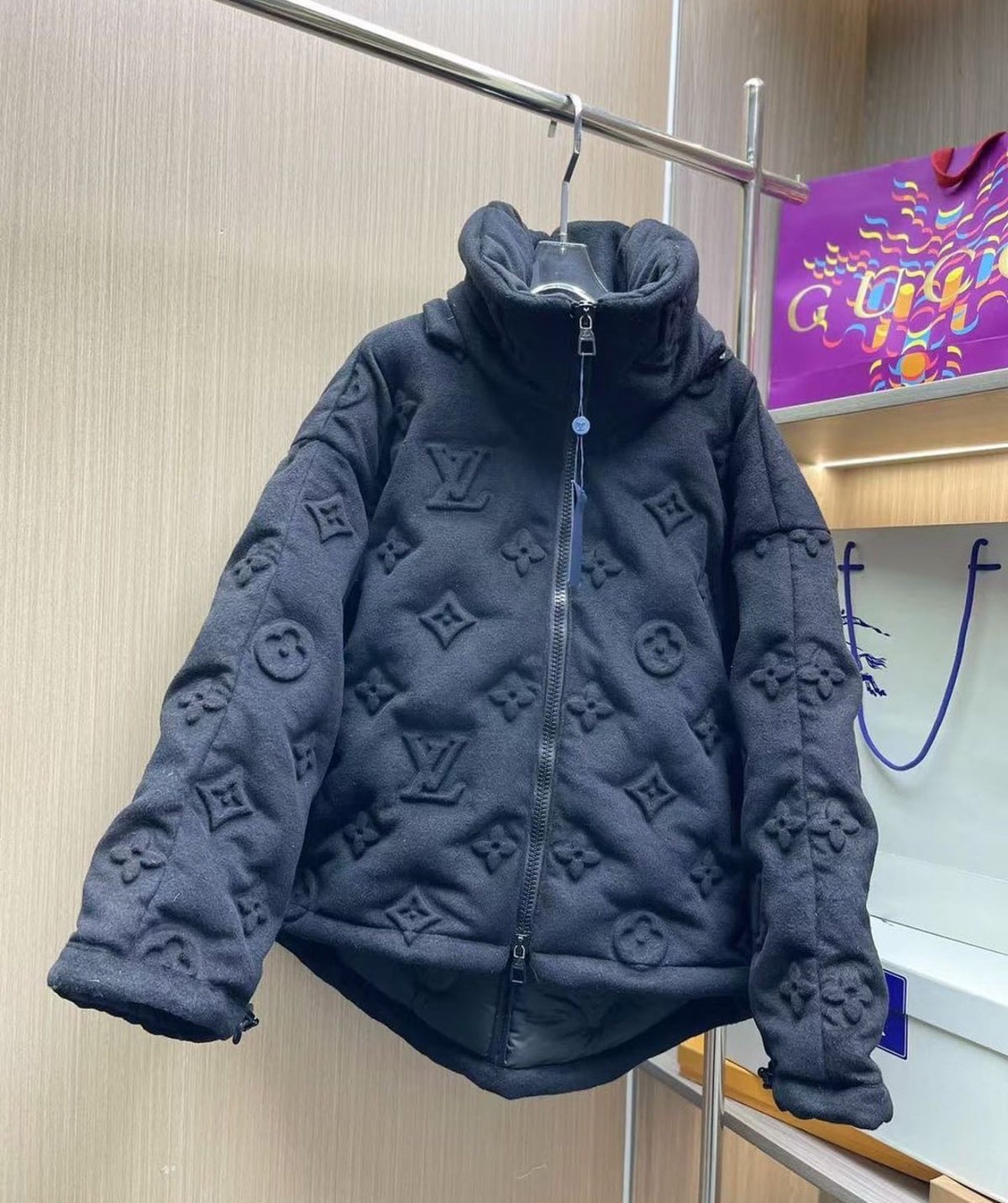 Manteau noir LV