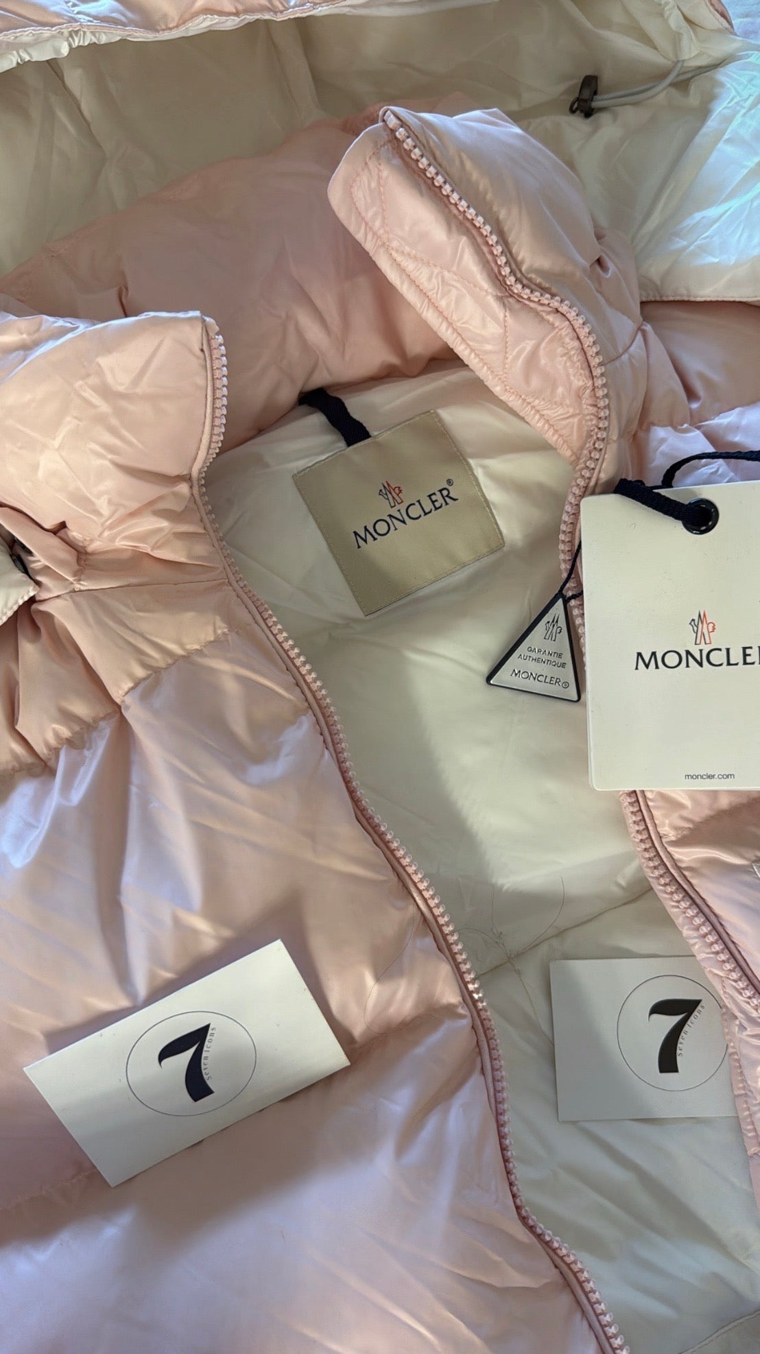 Manteau MONCLER rose pâle