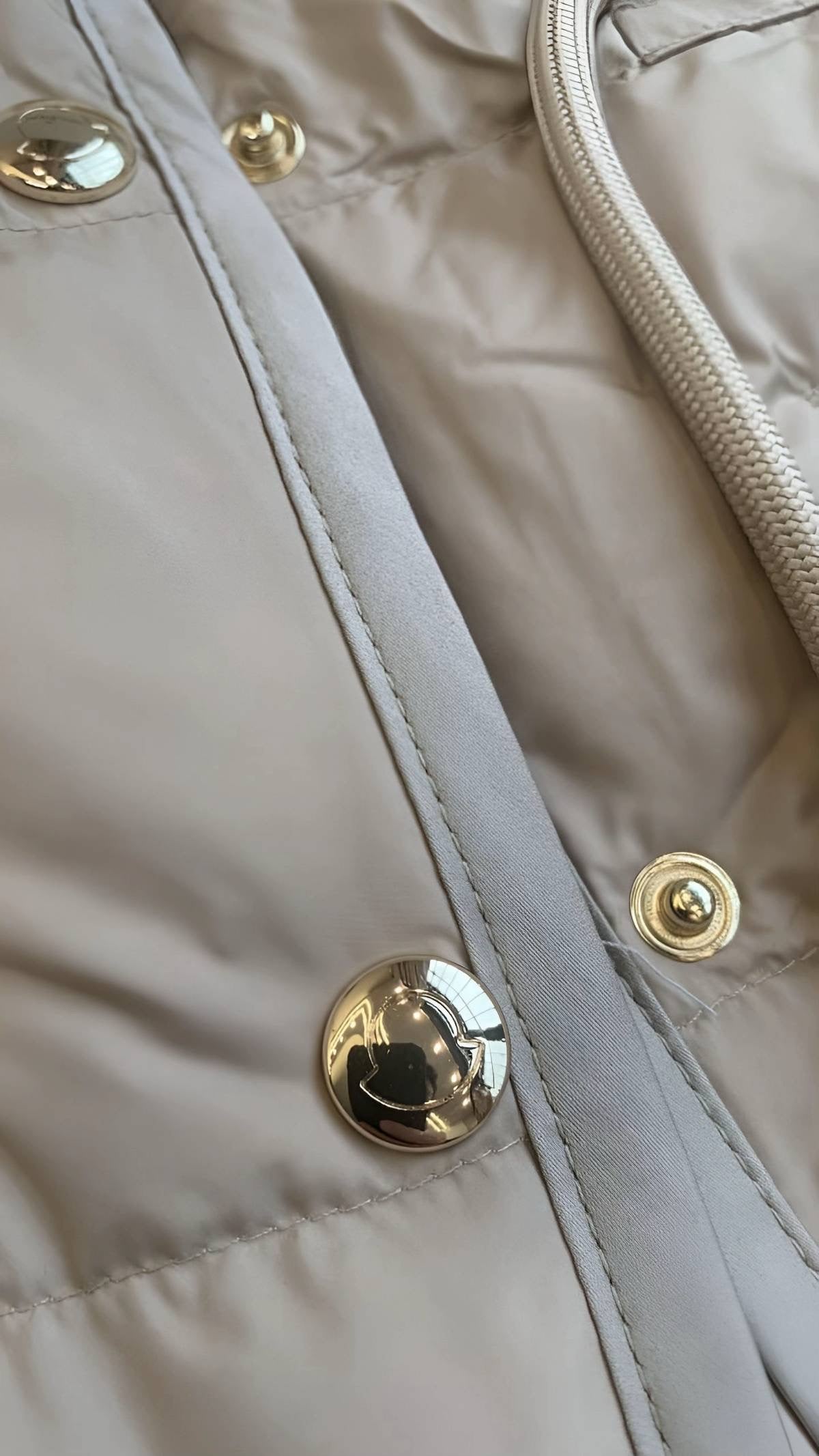 MANTEAU MONCLER BEIGE