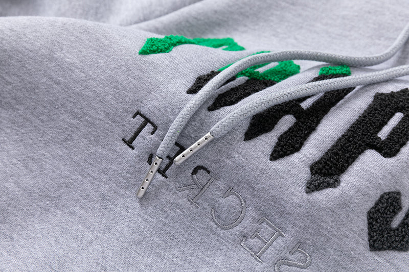 Survêtement gris décodé