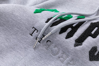 Survêtement gris décodé