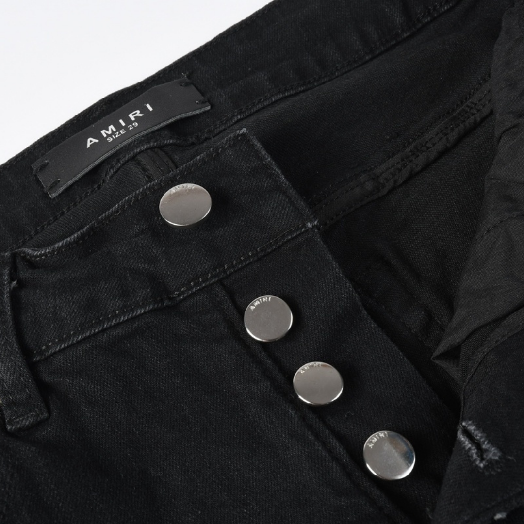 Jean noir déchiré Amr Bandana