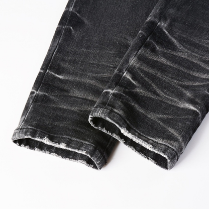 Jean noir à logo décalé Amr