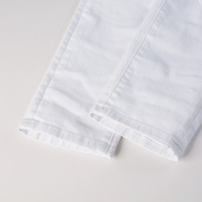 Jean déchiré Amr White