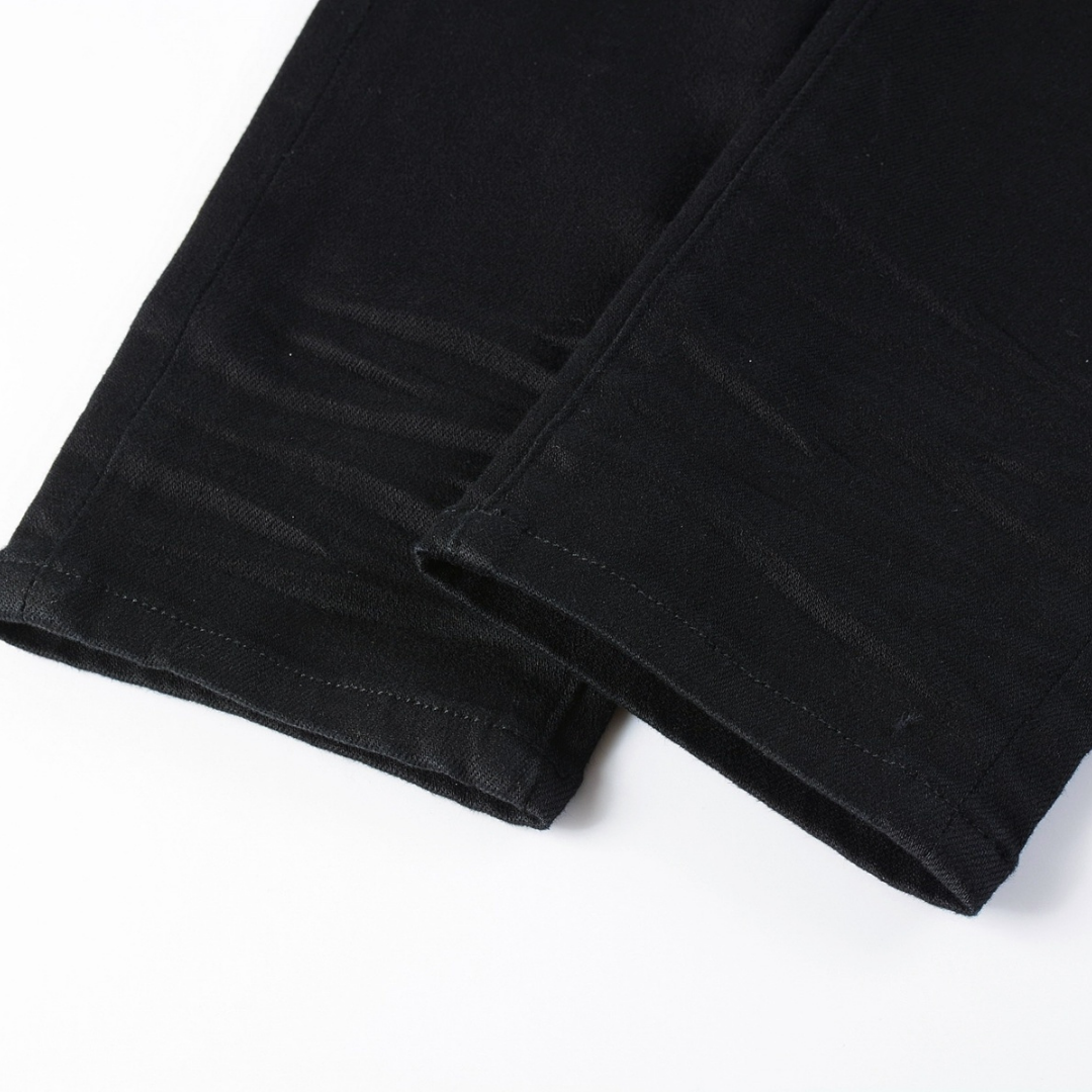 Jean déchiré violet et noir