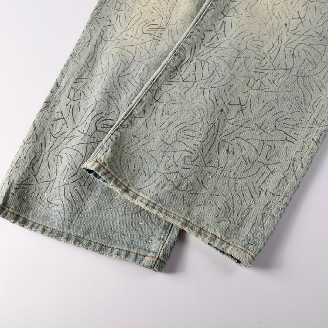 Jean bleu-violet délavé