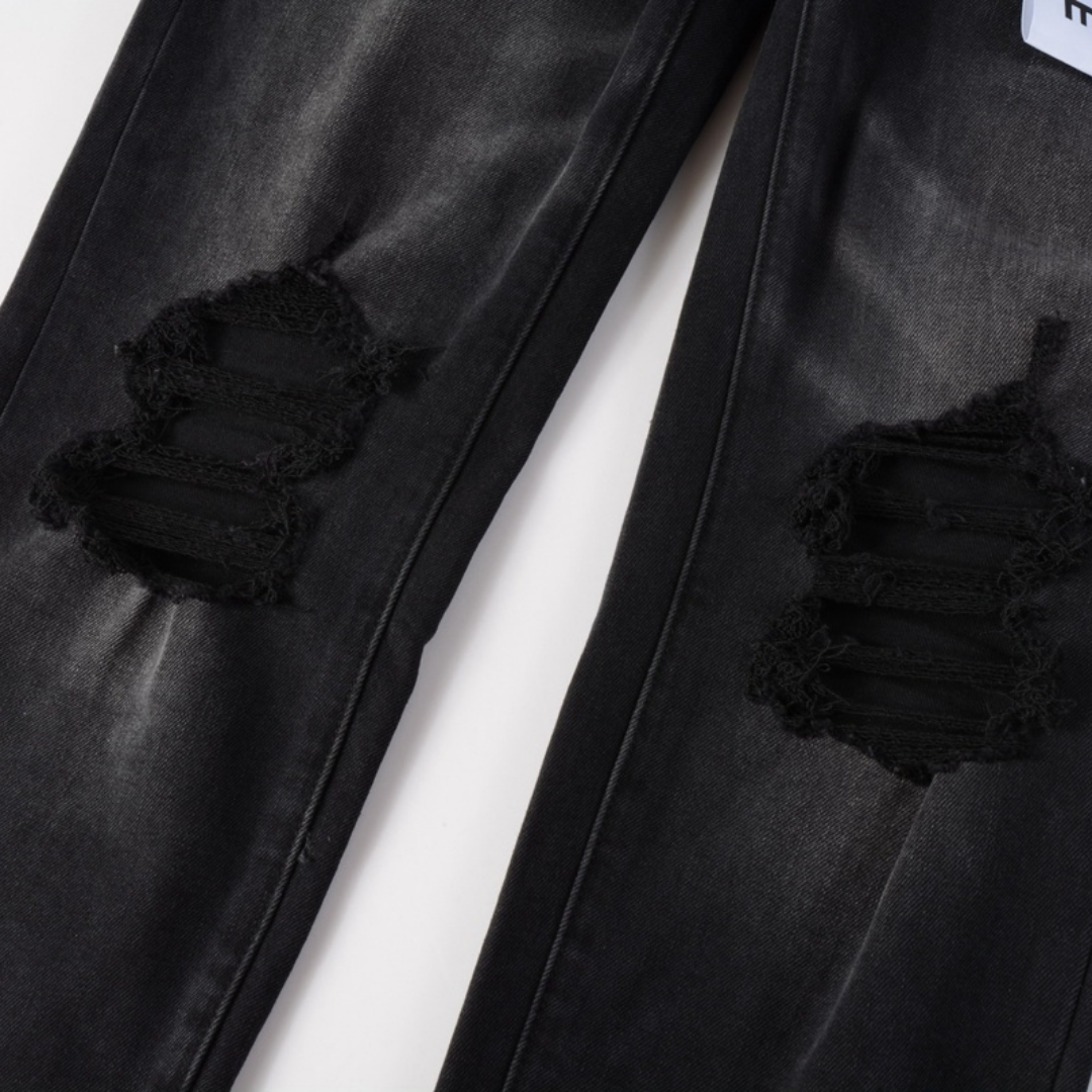 Jean noir déchiré violet