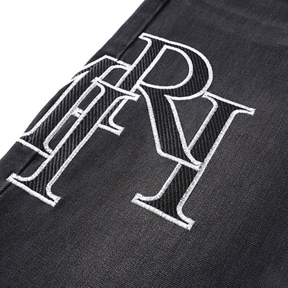 Jean Amr à logo décalé