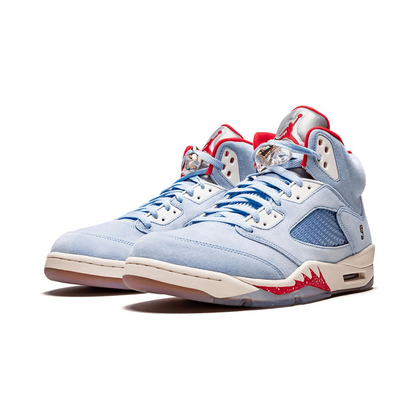 Salle des trophées rétro J5