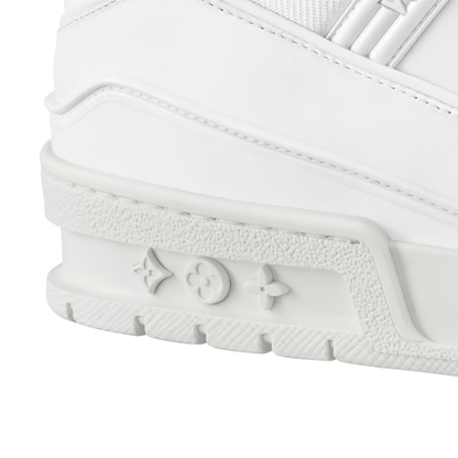 Baskets blanches monogrammées Louis Vuitton