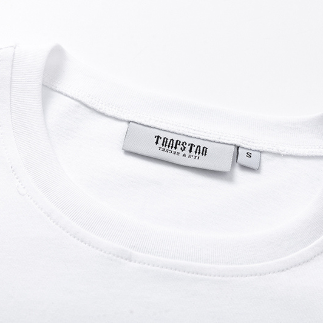 Ensemble court blanc décodé